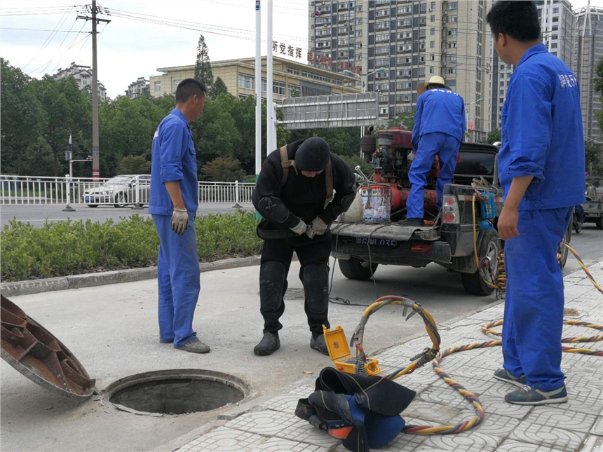（封堵专家）:海南藏州哪里有水下管道抢修堵漏